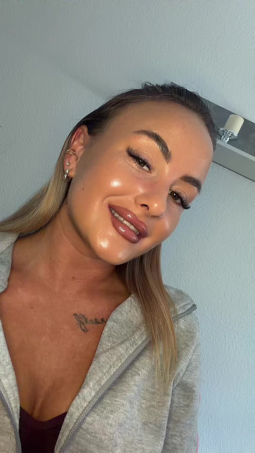 @𝙲𝚑𝚊𝚗𝚝𝚒 🦂