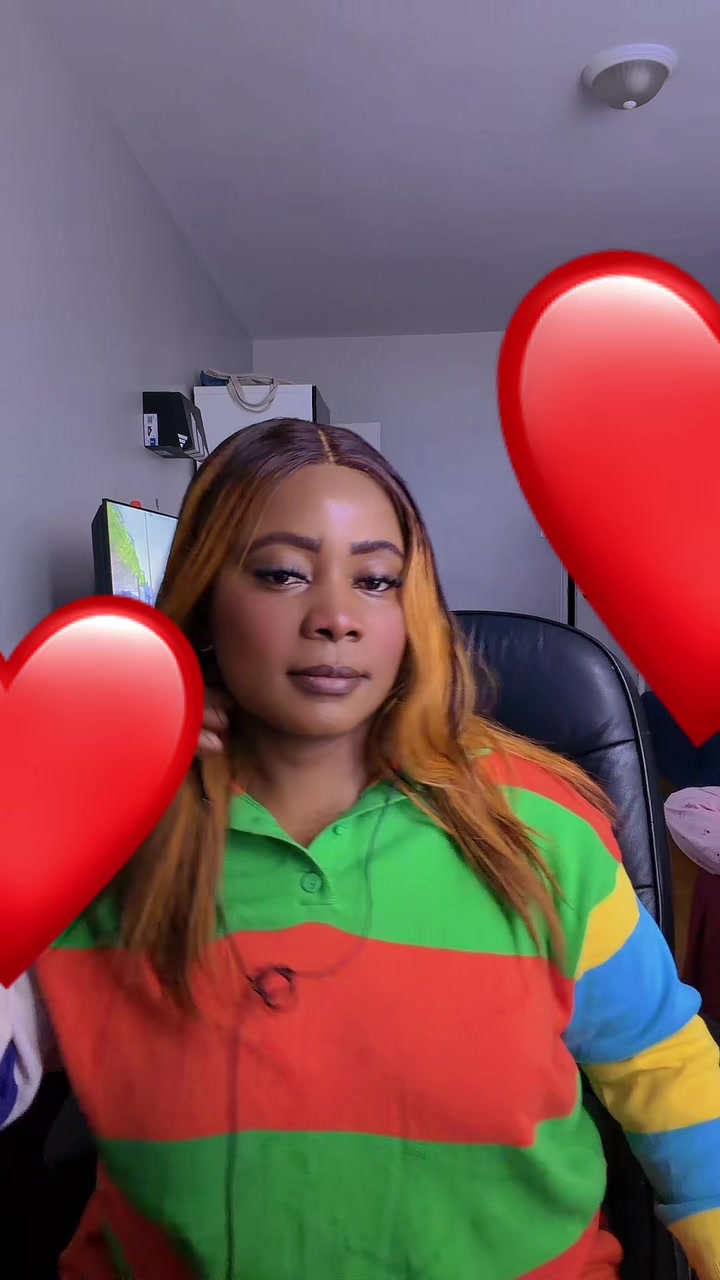 @nadine1