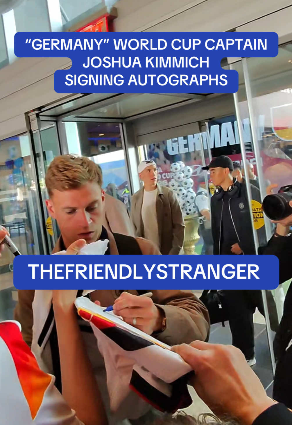 @Thefriendlystranger
