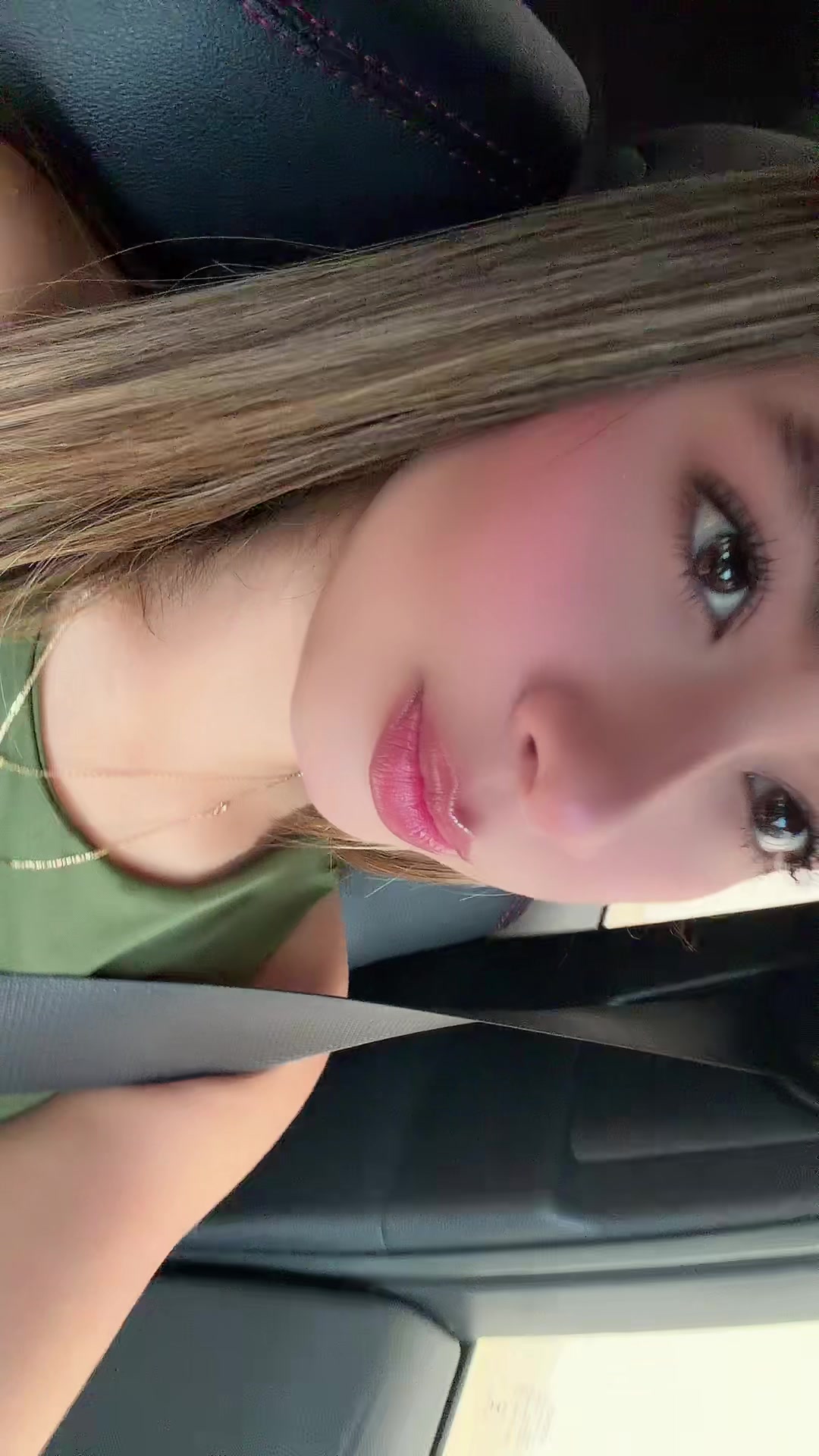 @Alejandra