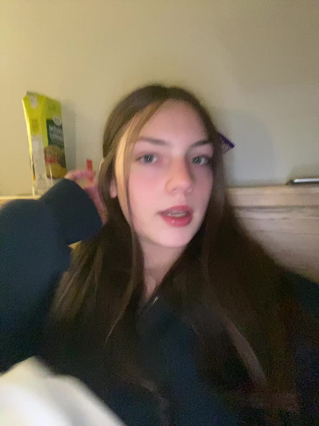 @Chlo