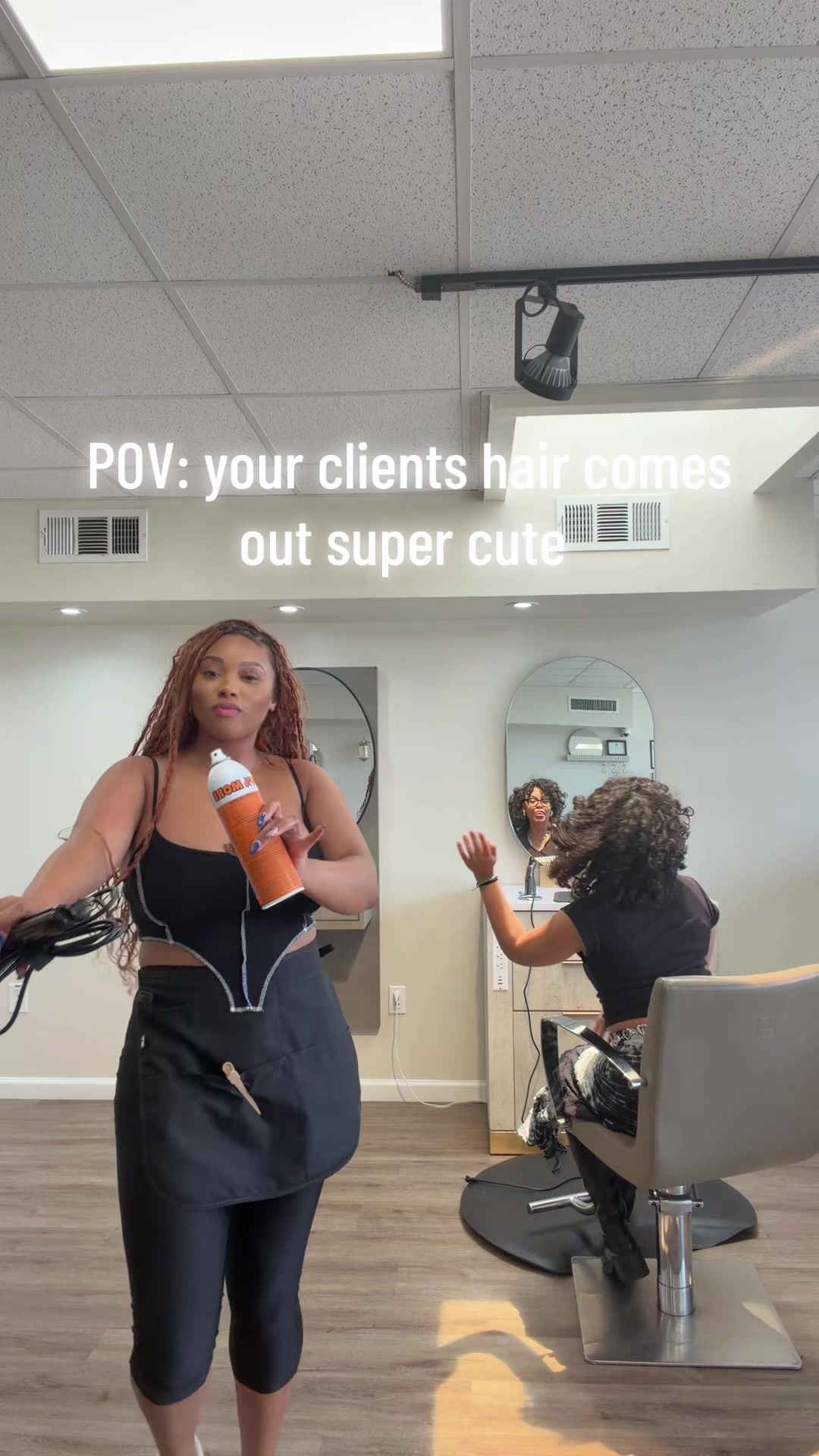 @Desi Houston Hairstylist