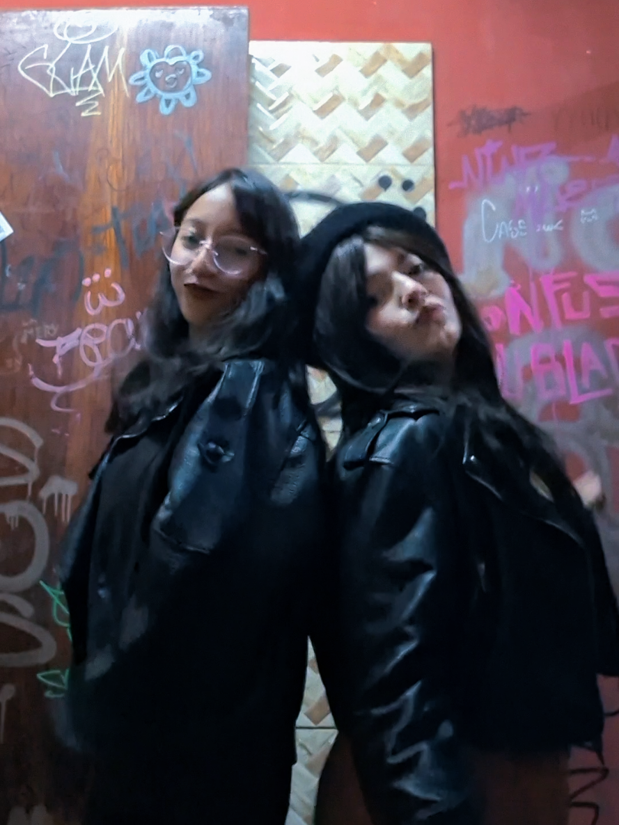 @GothicCholita