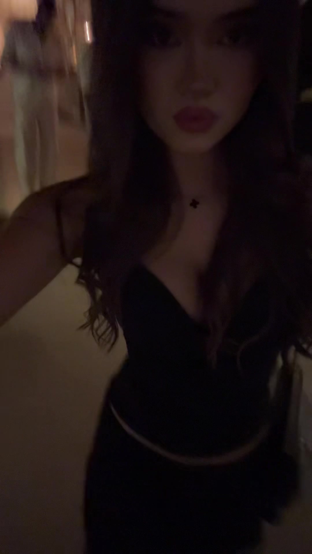 @claudia