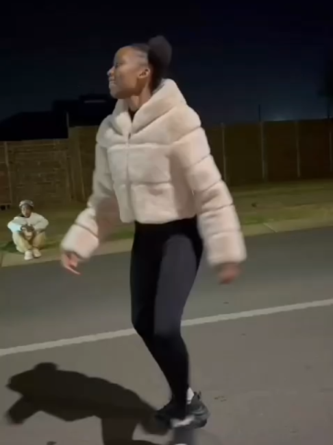 @Twerk Queen