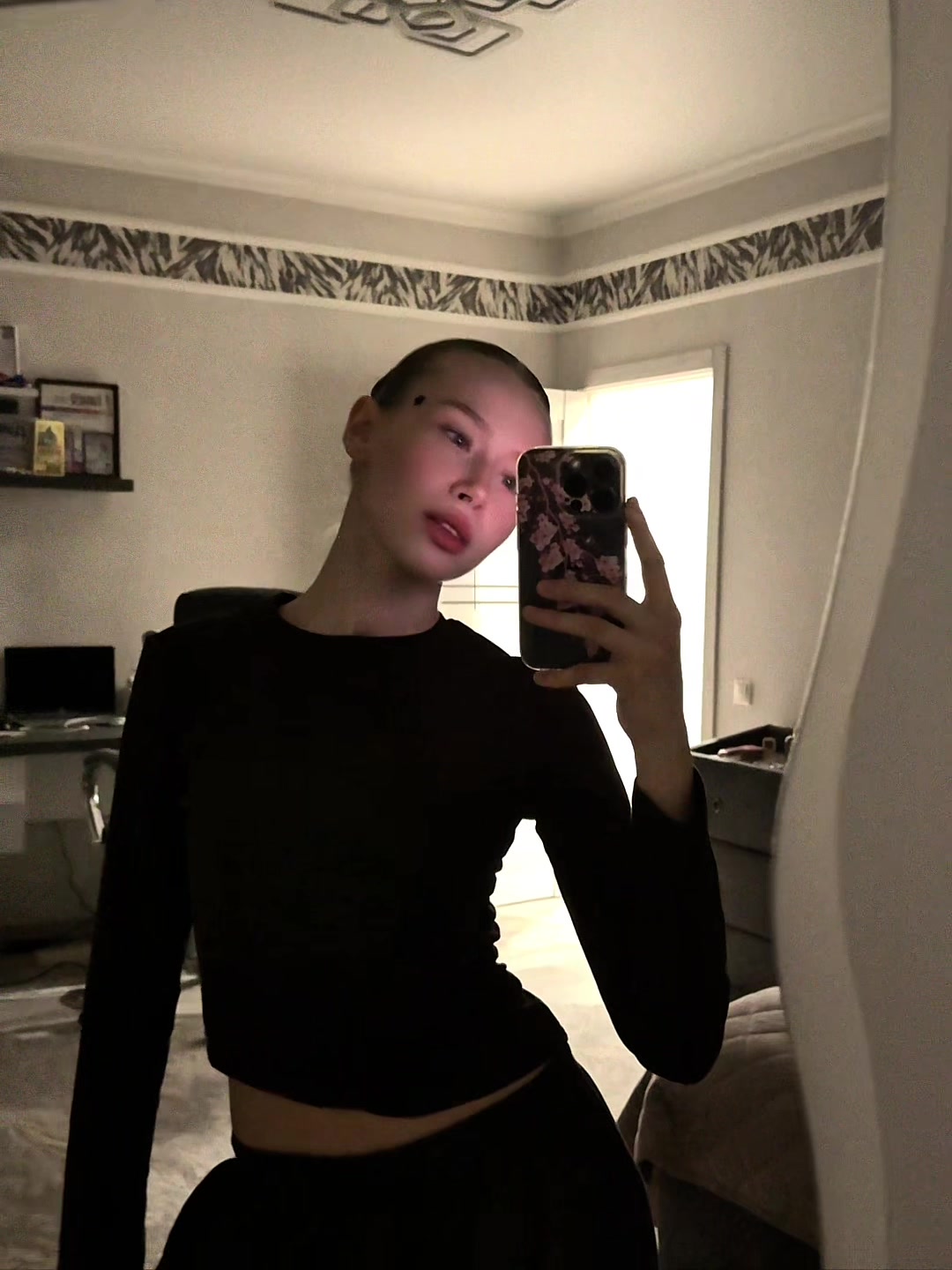 @𝜗𝜚