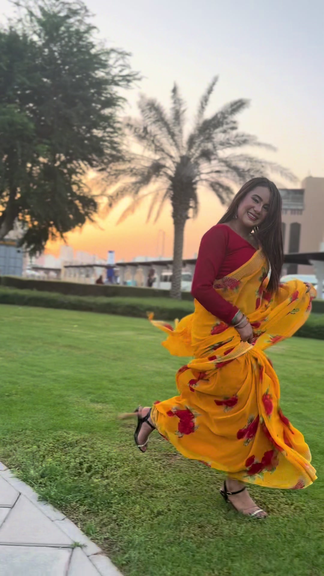 @असु