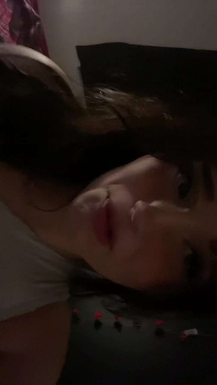 @roxanna