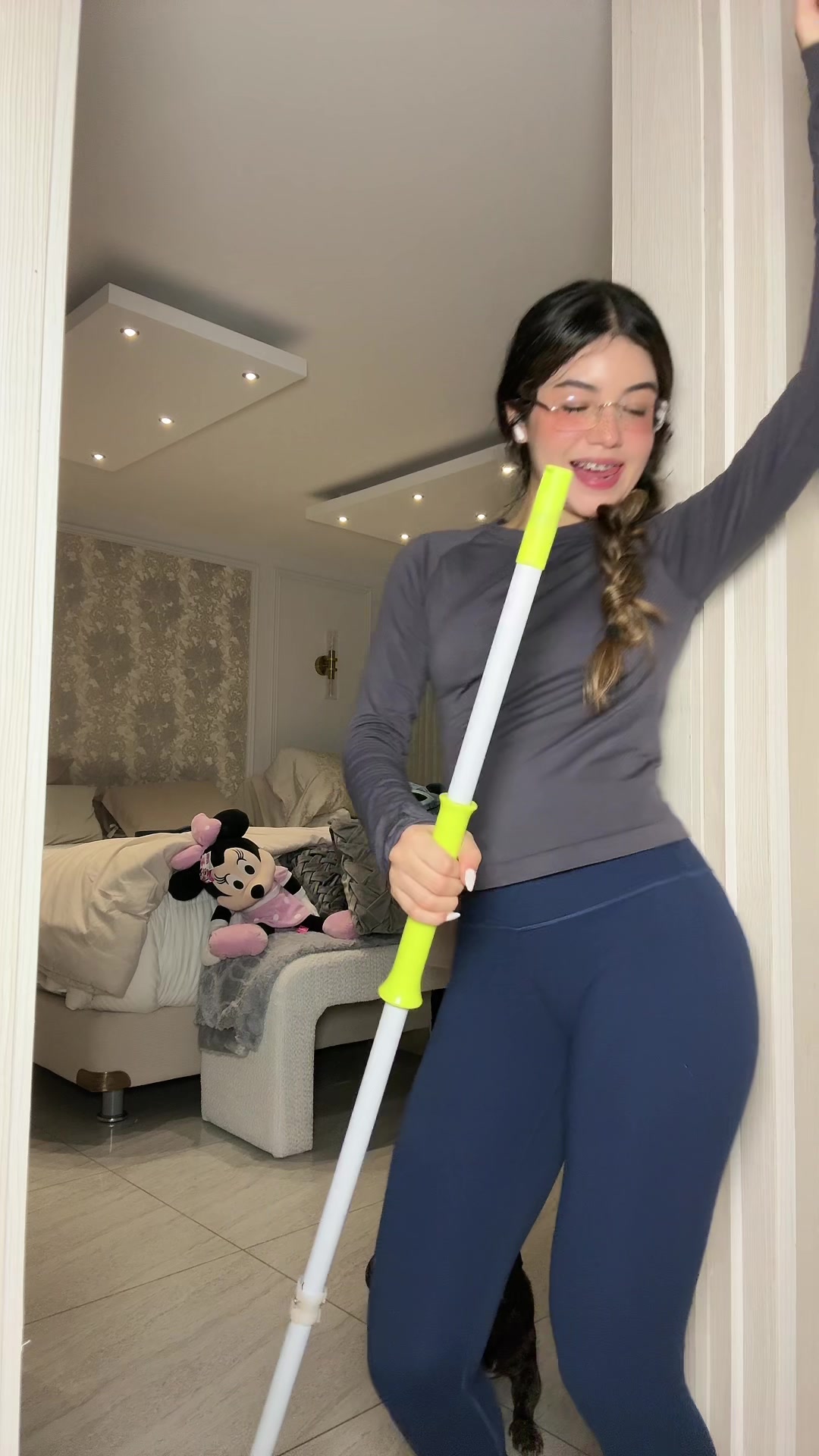 @dimevalu❂