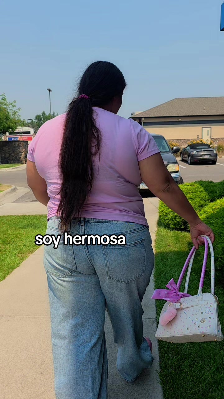 @laqueen1