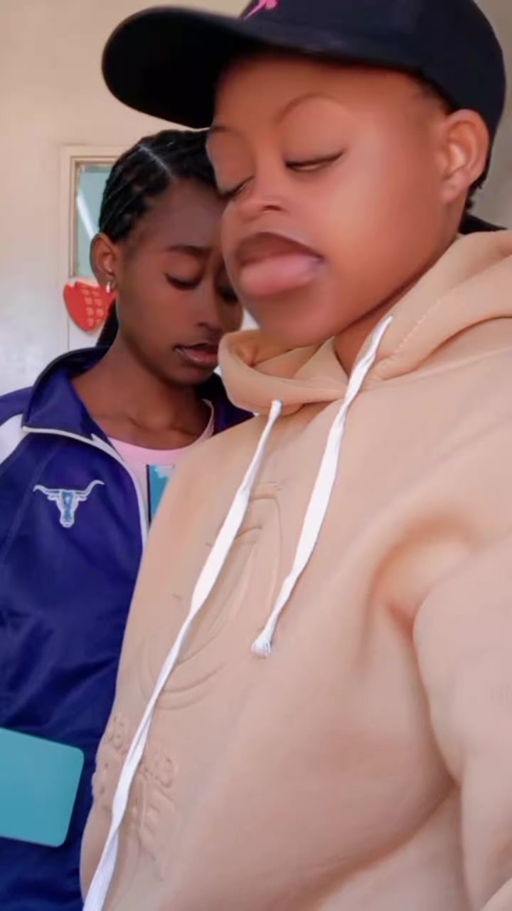 @mirriam