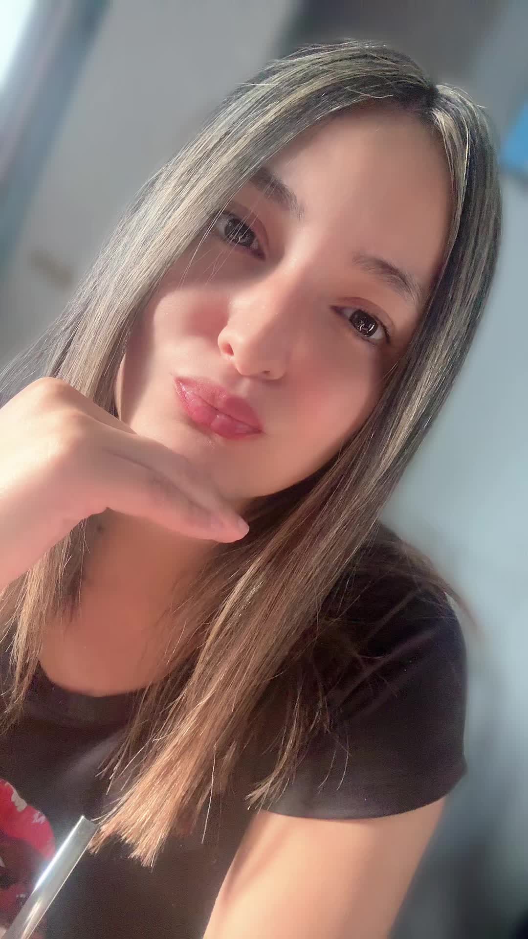 @Dana Godoy