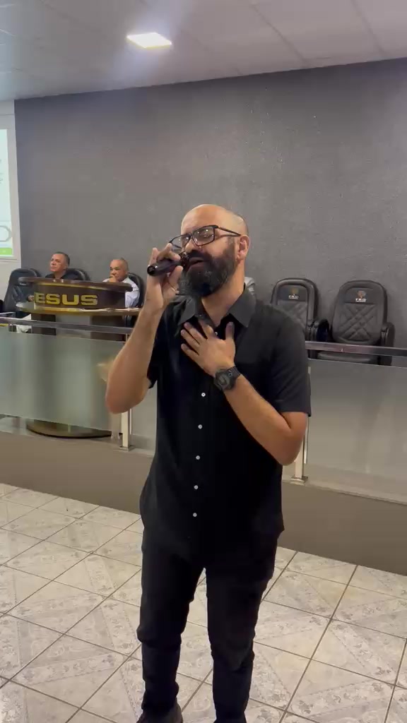 @alessandroferoficial