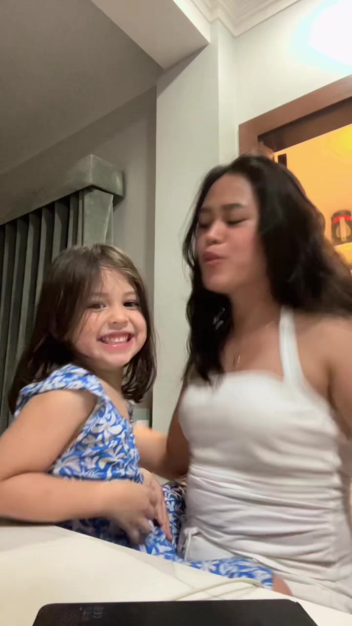 @Akshat and jona 🇮🇳🇵🇭