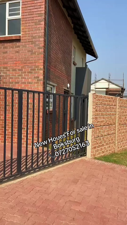 @Emmanuel_House_Houses