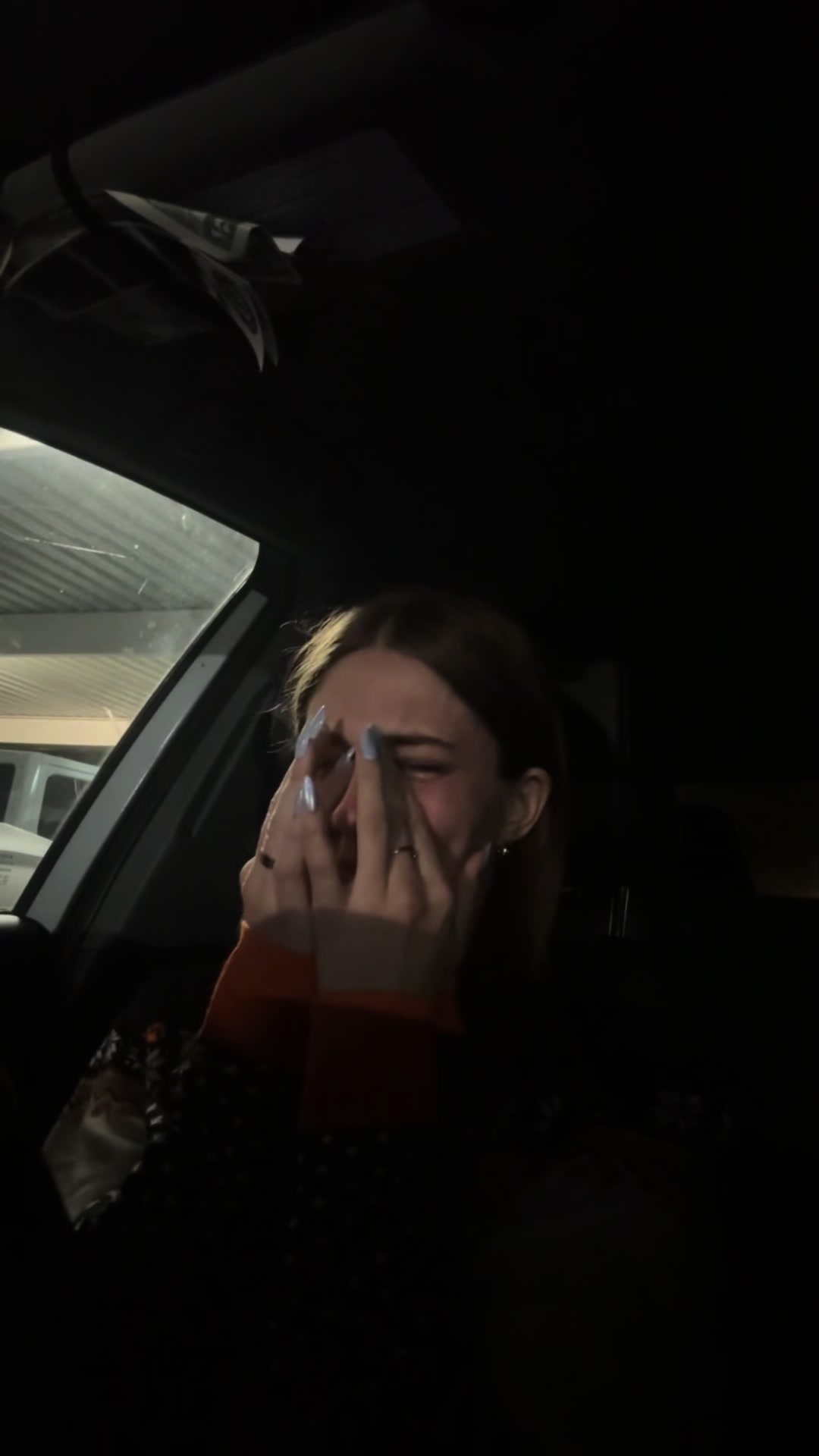 @anya