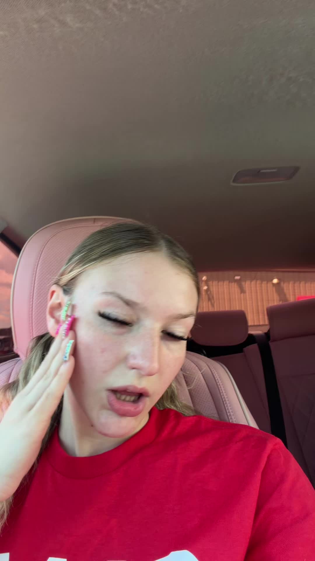 @emma lemme ding dong