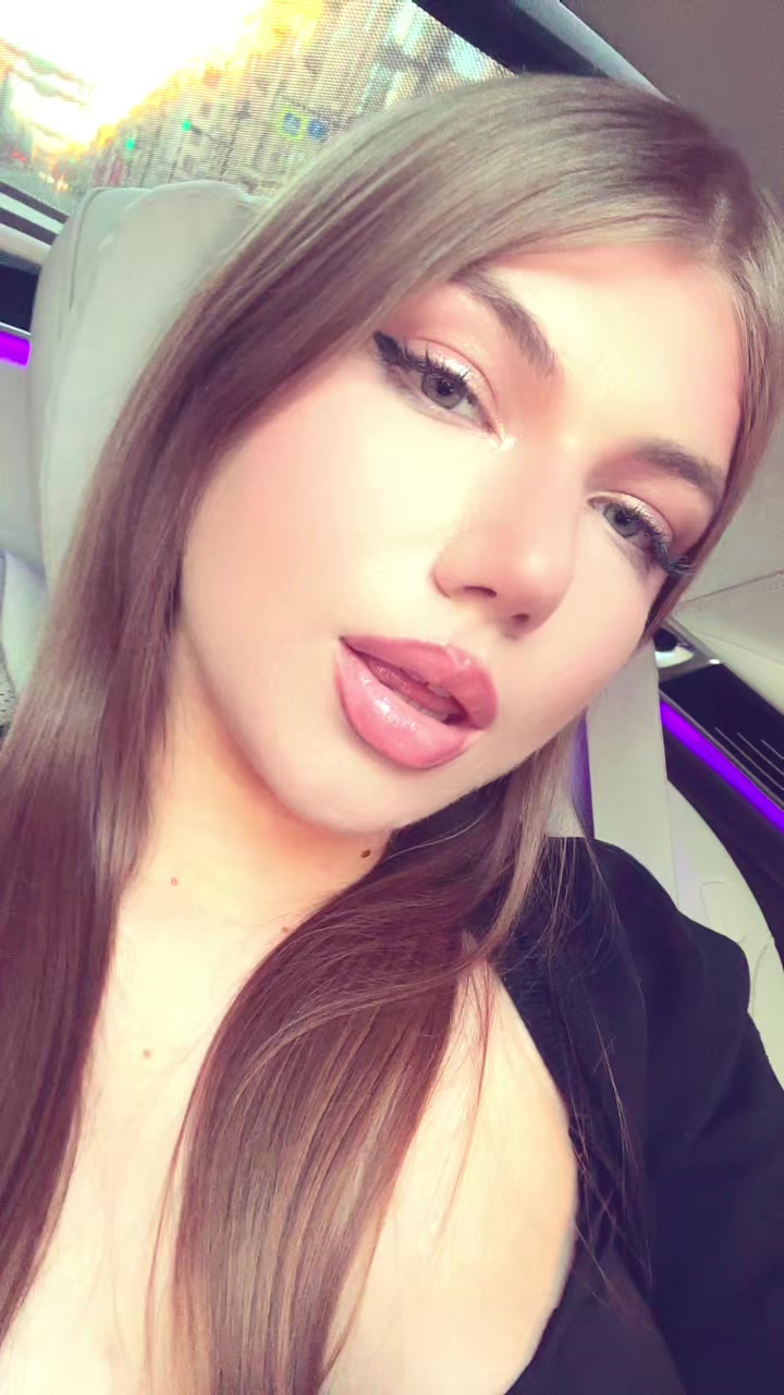 @🦋🤍