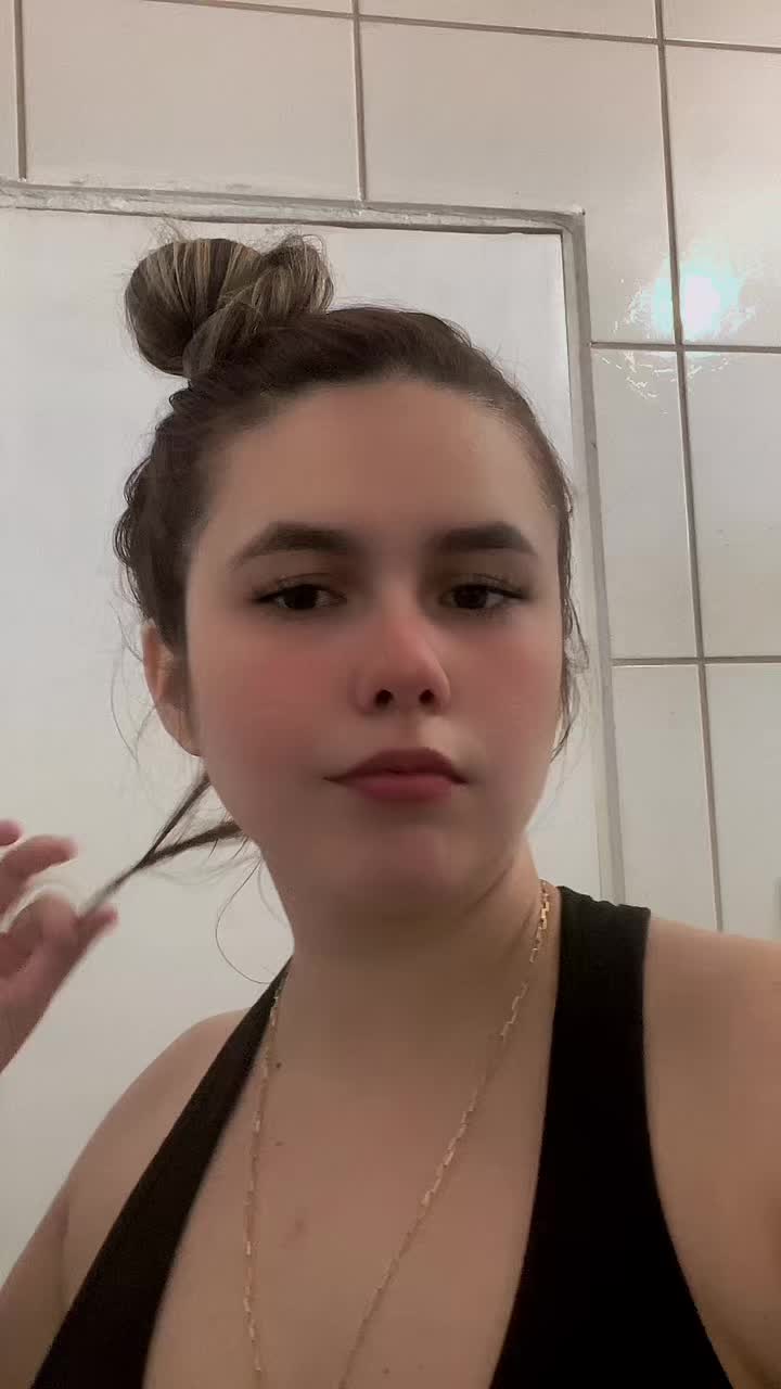@Vytorya Saraiva