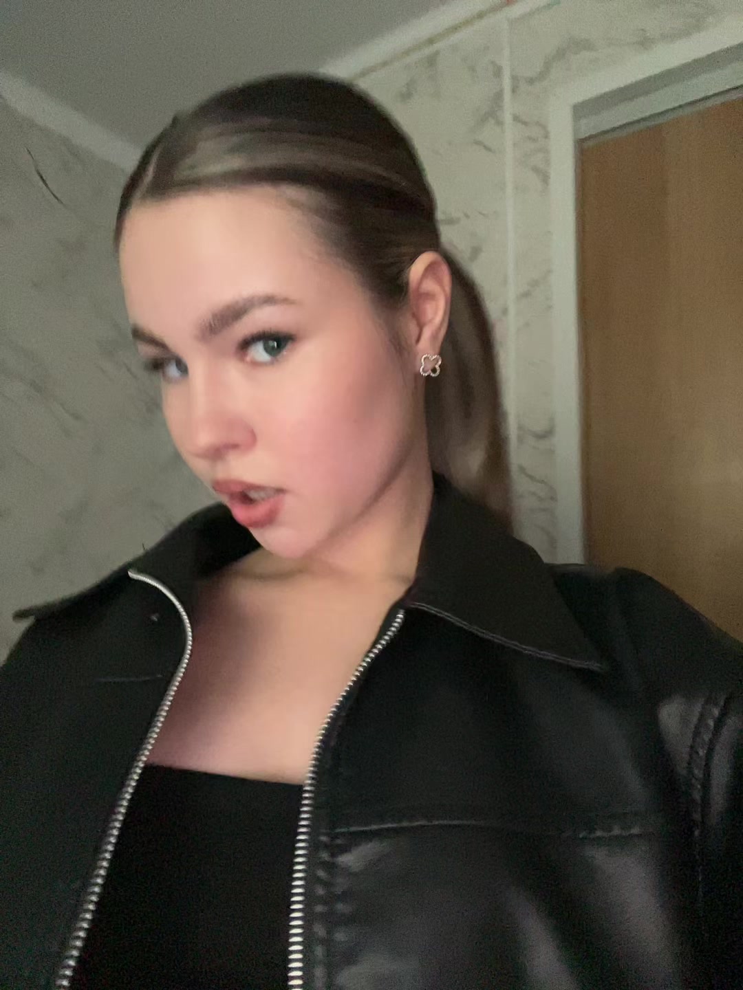 @корень