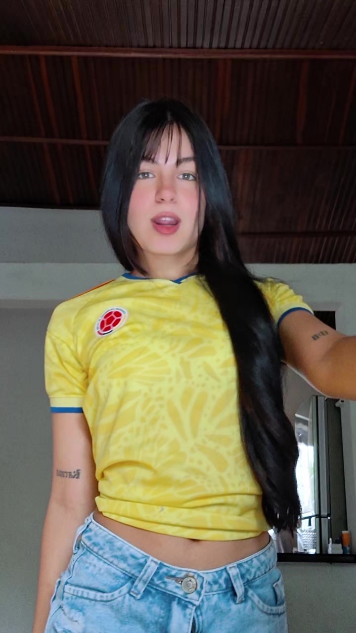 @Danii🎀