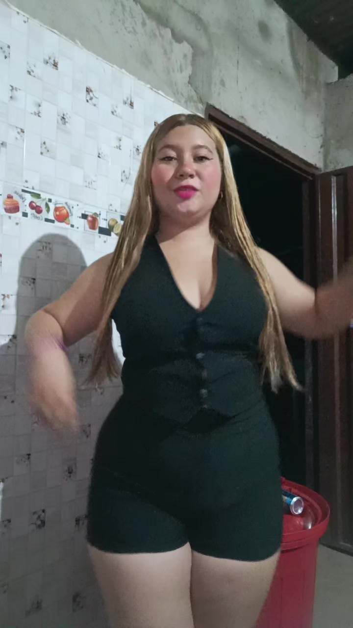 @Nayely