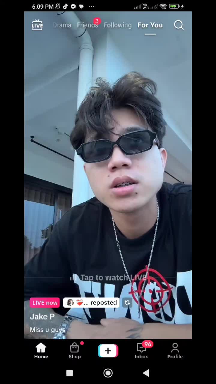 @NINANGLOU