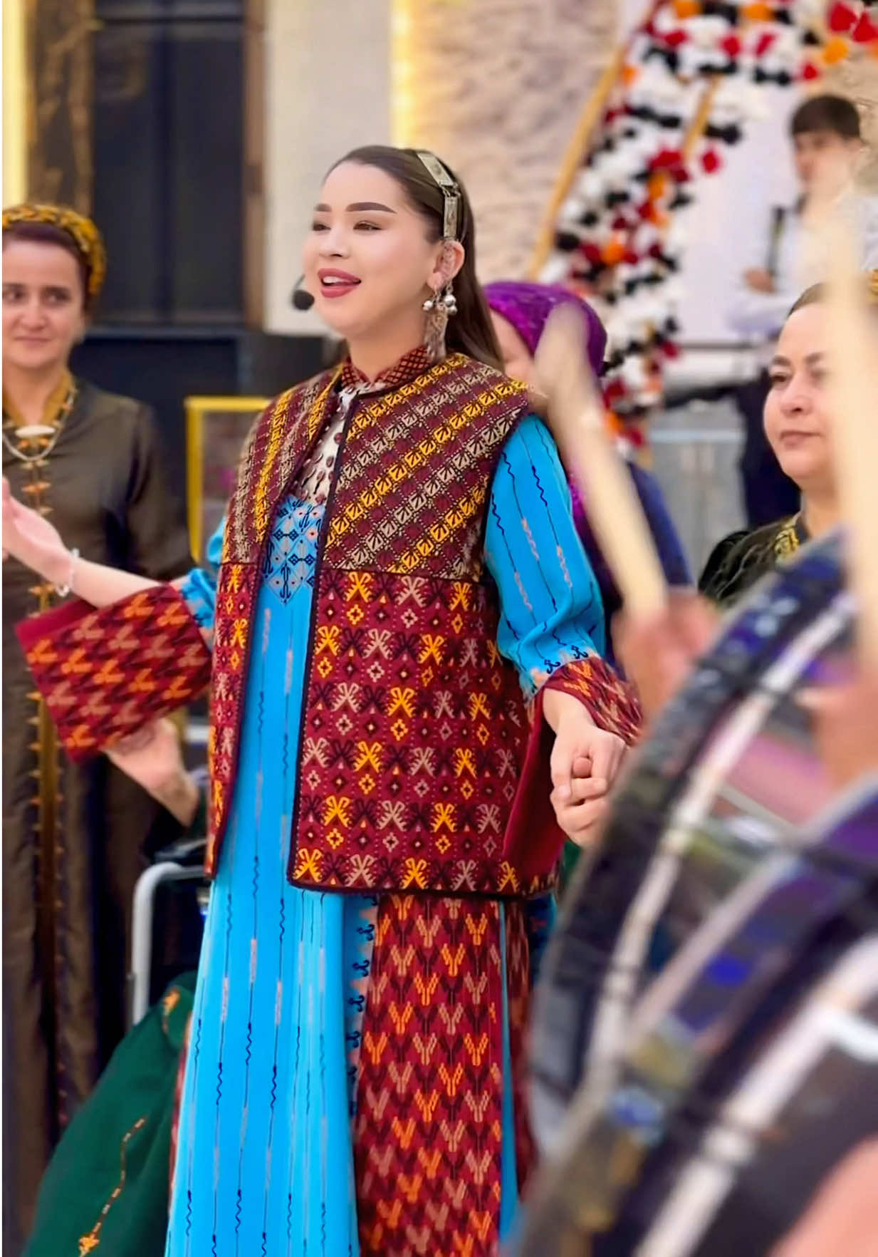 @YhlaslyDünýäGroup