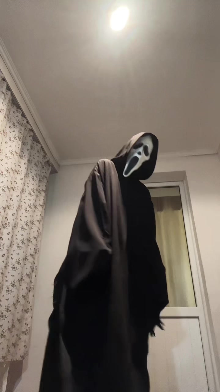 @Нас 25 тысяч и мы идём