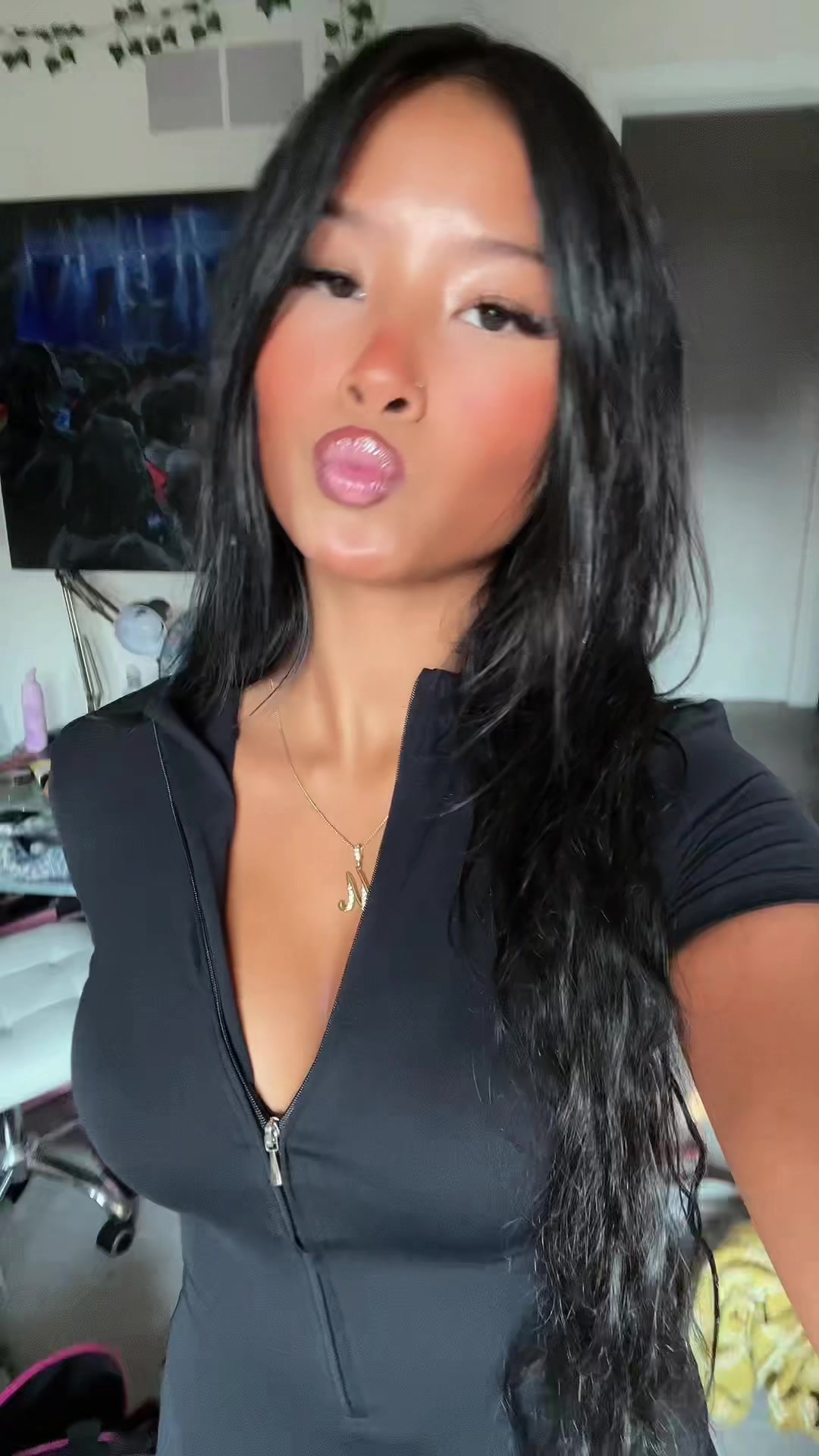@😶&zwj;🌫️