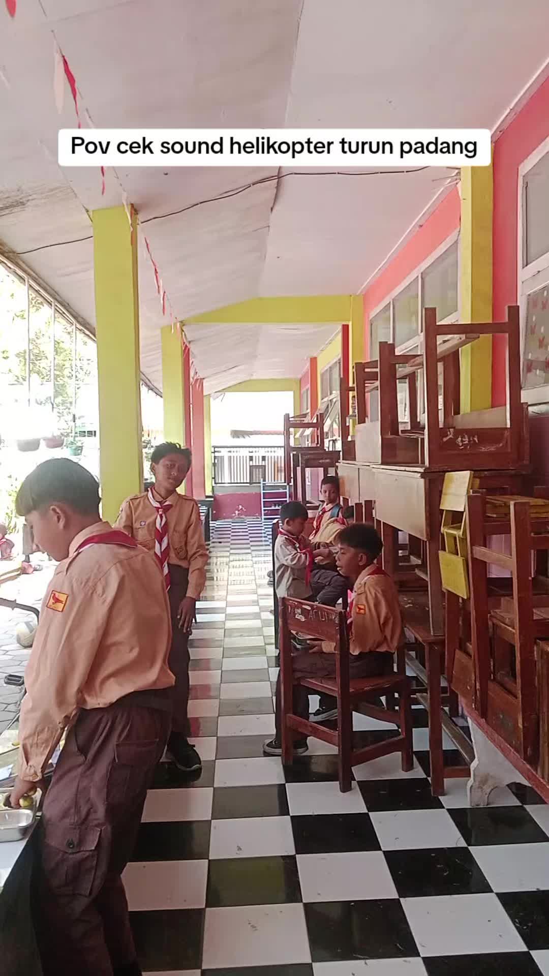 @KRON KRON KRON