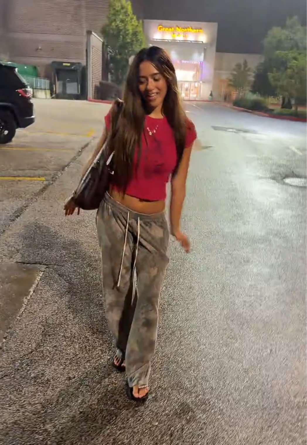 @𝐜𝐚𝐬𝐞𝐲 𝐥𝐨𝐧𝐭𝐨𝐜