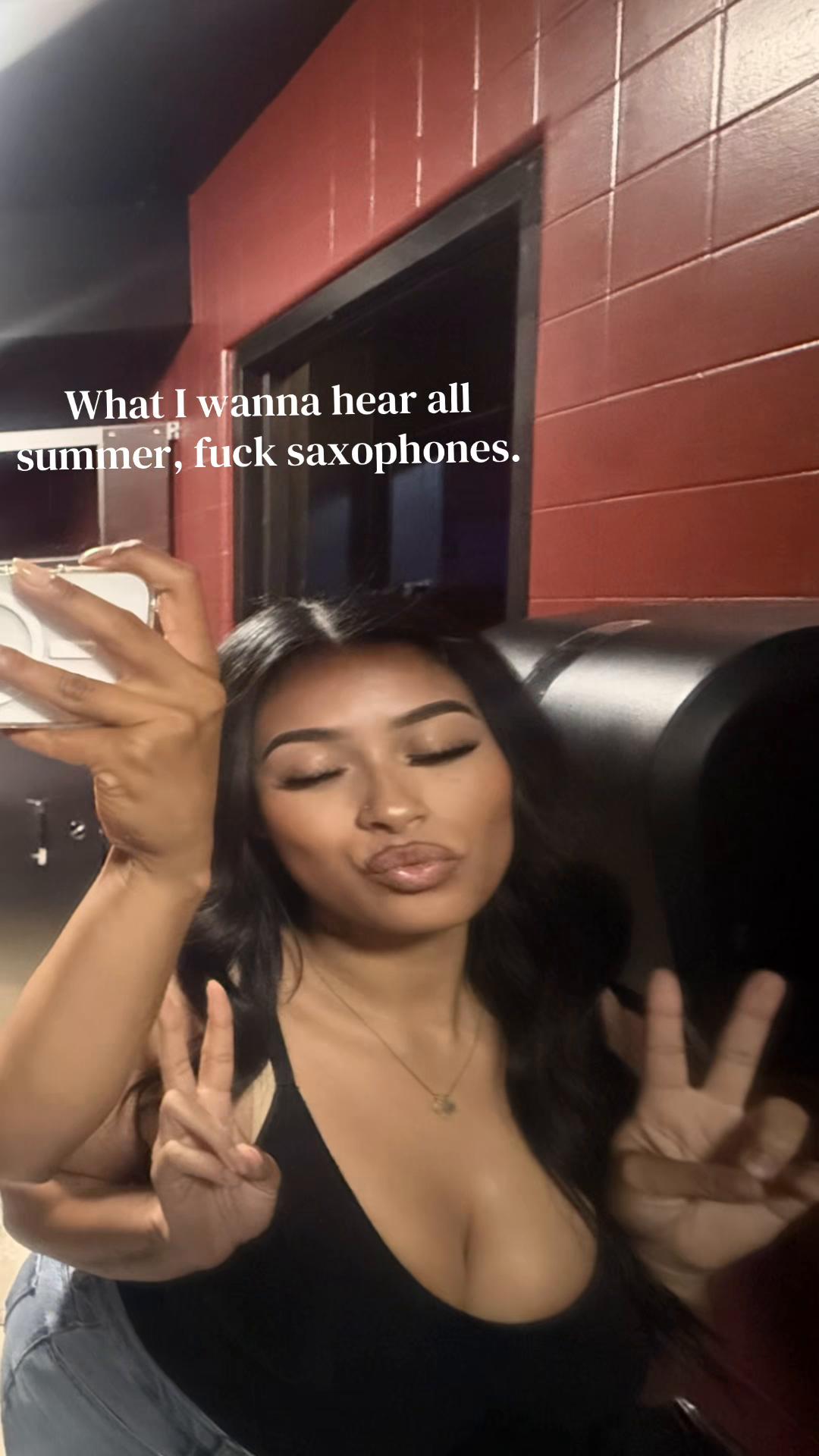 @𝐉𝐚𝐢𝐝𝐚𝐚 🥂