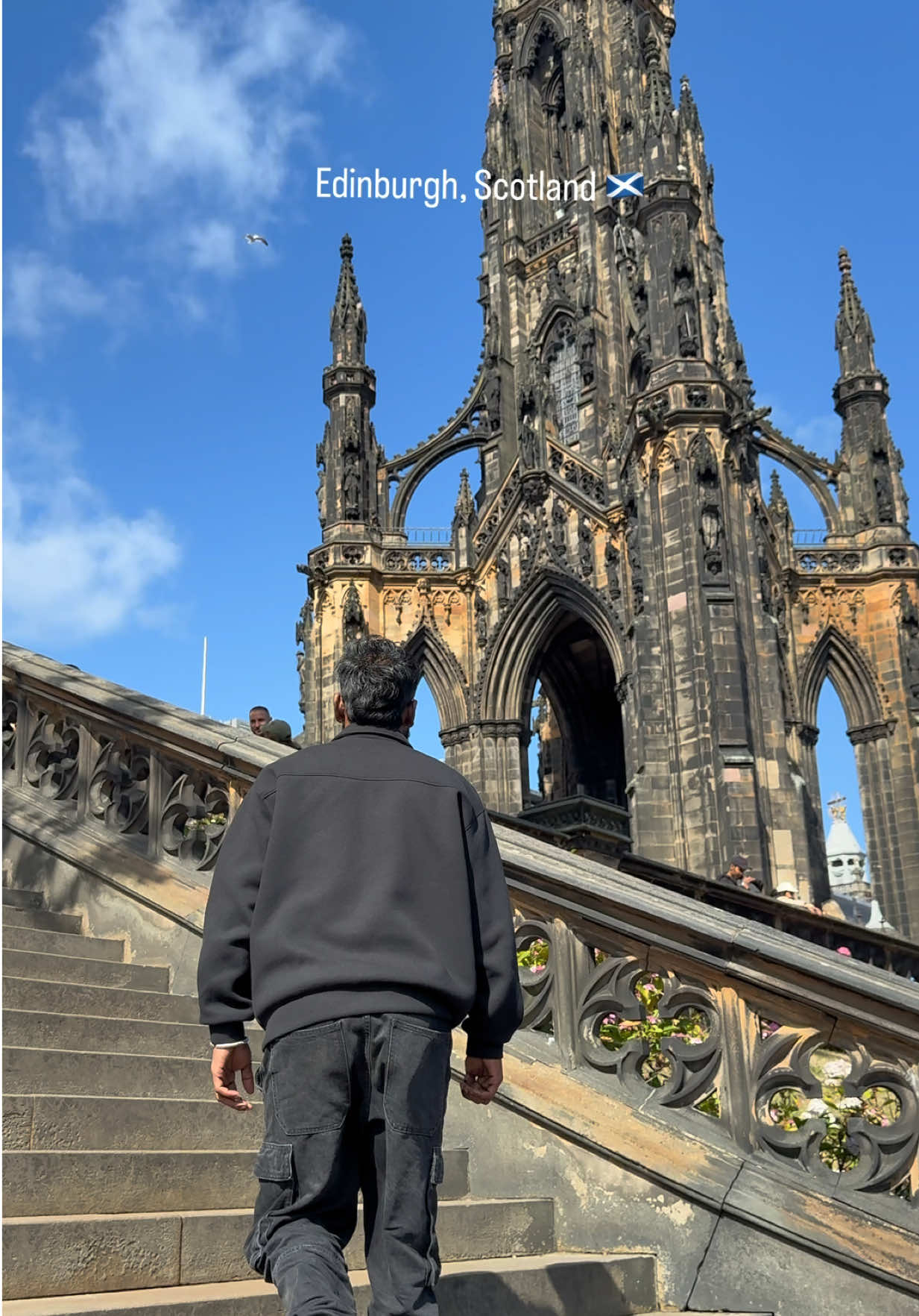 @KAKA🇳🇵🇬🇧