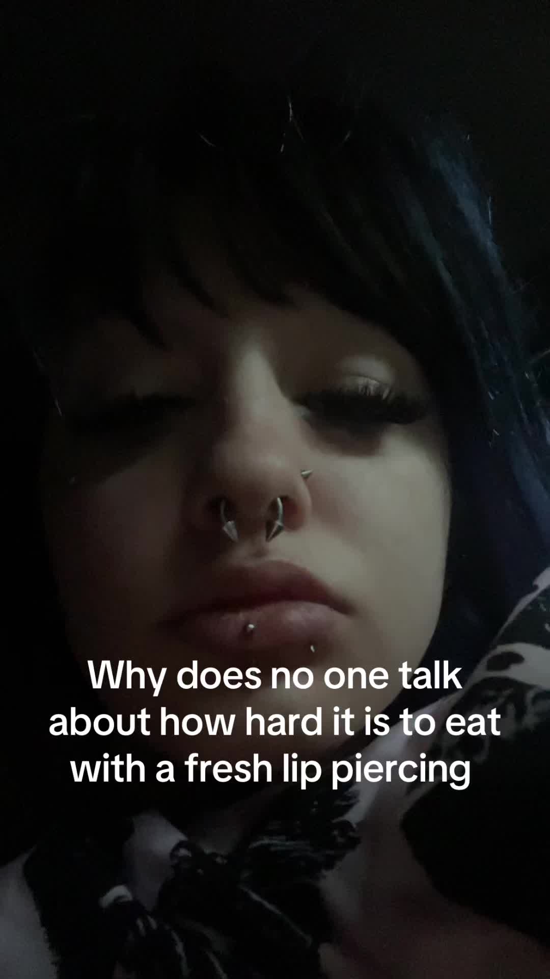 @unbecomingd0lly