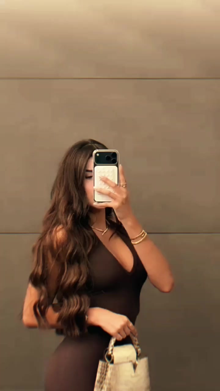 @Eya 🤍