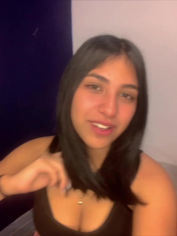 @Adriana🪻