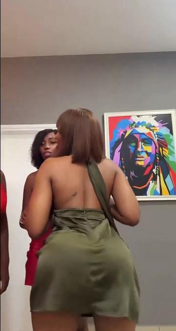 @Twerk Queen
