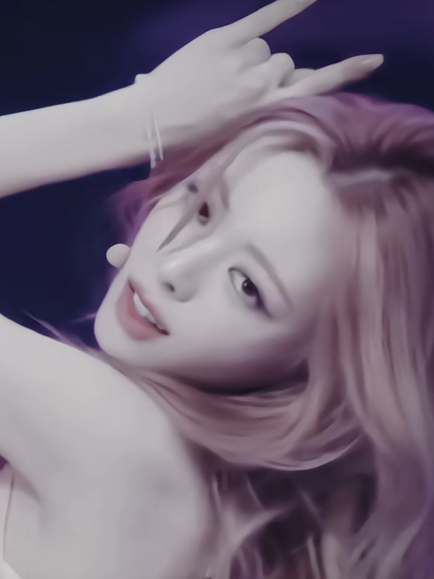 @kiara | 𝕸ꨵׄ𝗢࣭͠𝗧͂𝗧̸͟𝗢⁵