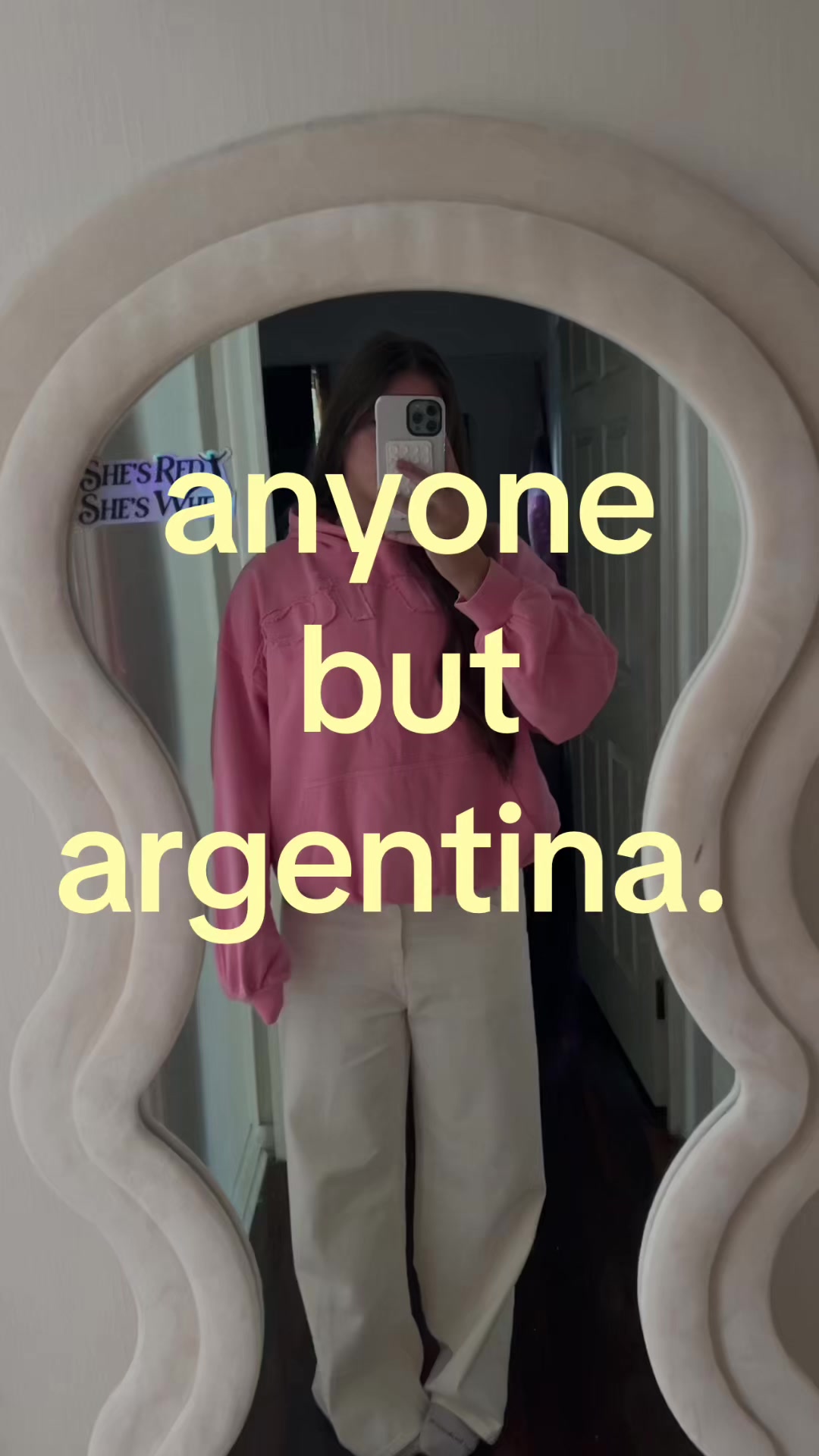 @chloe
