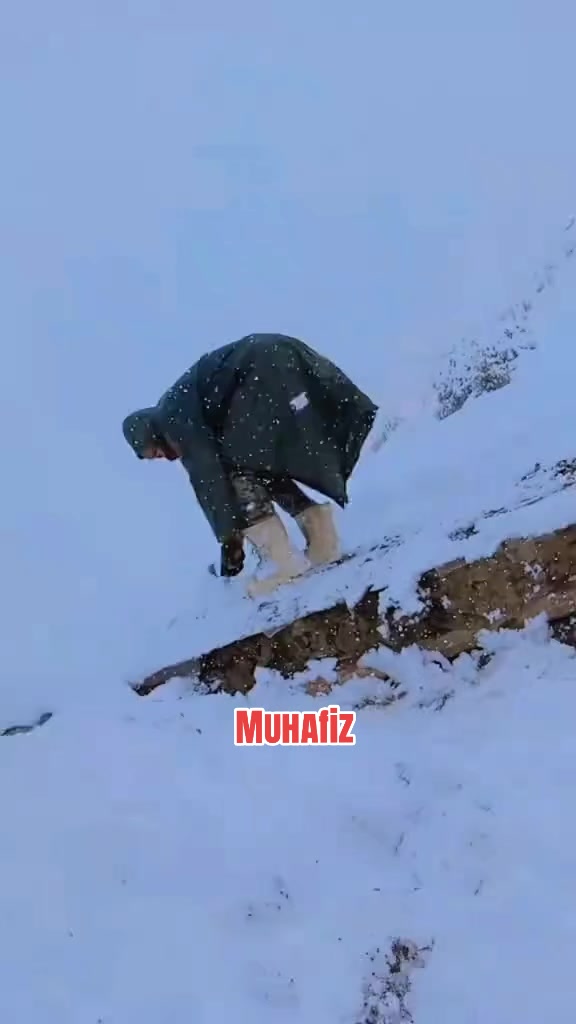 @𝗠𝘂𝗵𝗮𝗳𝗶𝘇🇵🇰
