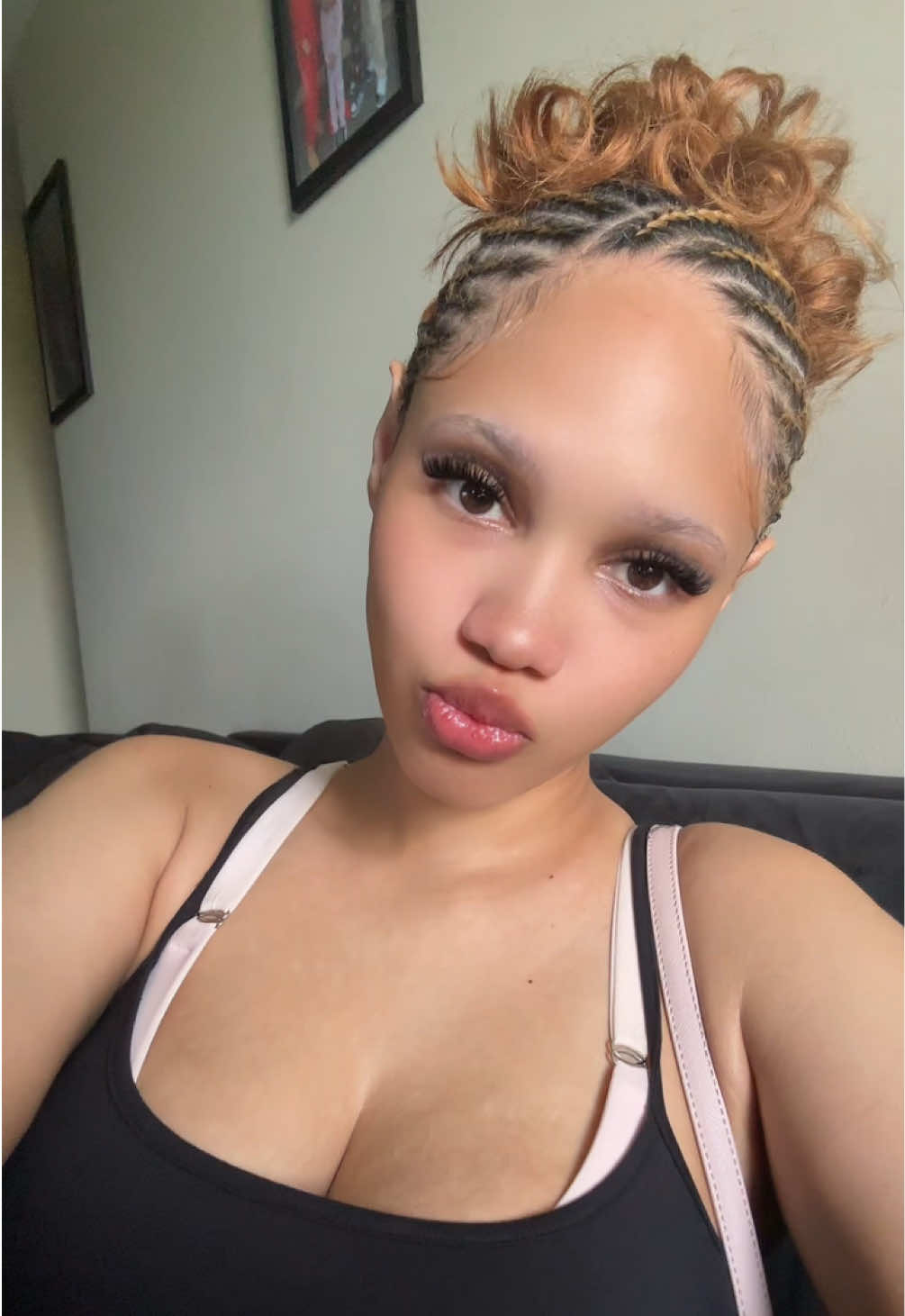 @Reannajoseph