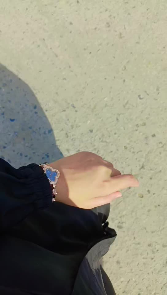 @𝕴ق𝖗𝖆...🦋