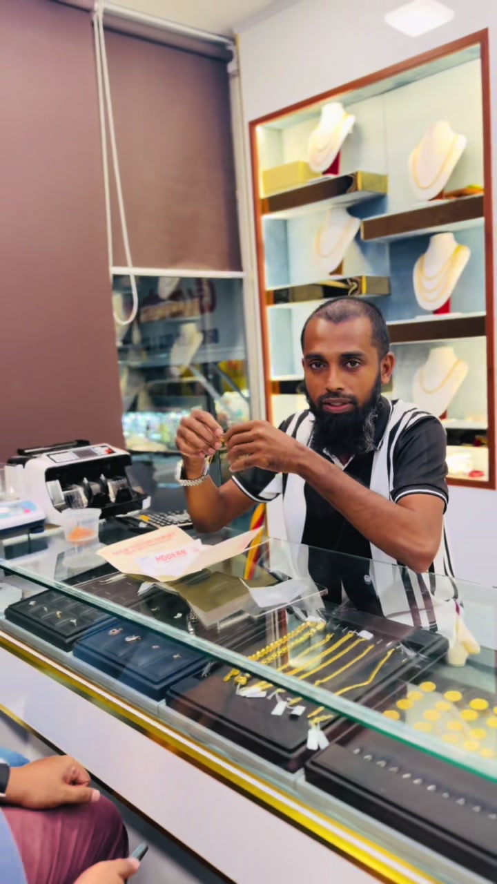 @MODERN JEWELLERS MORATUWA