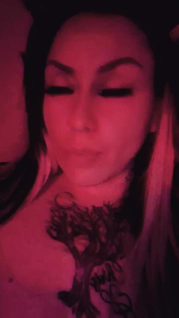 @LiliMayhem_dotcom