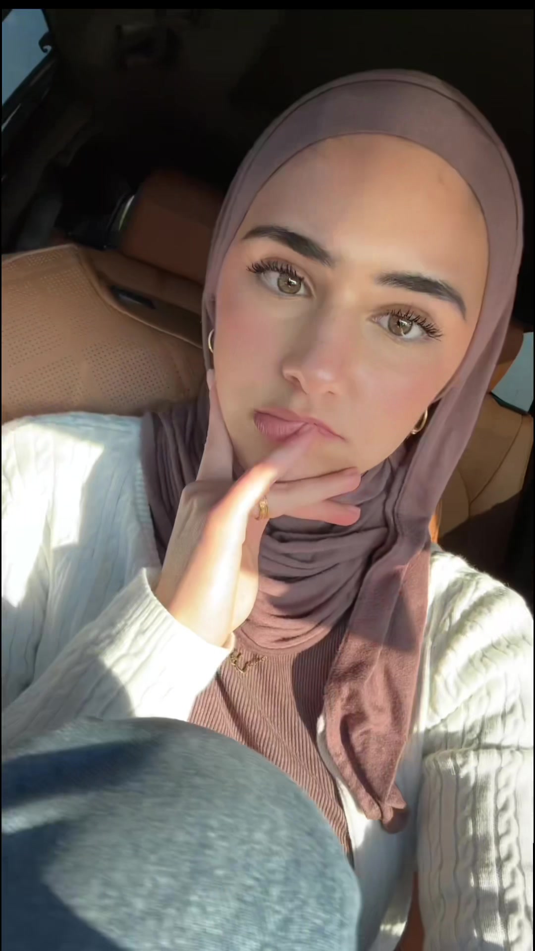 @nesreen