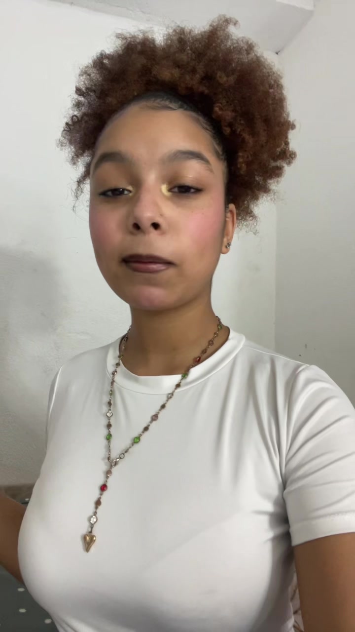 @neguinha linda.👾