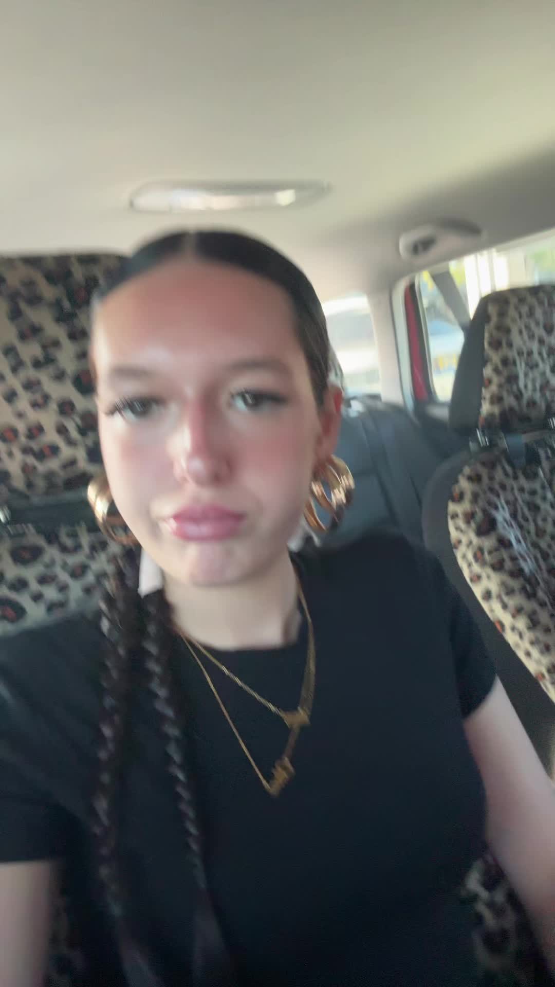 @user97941575873