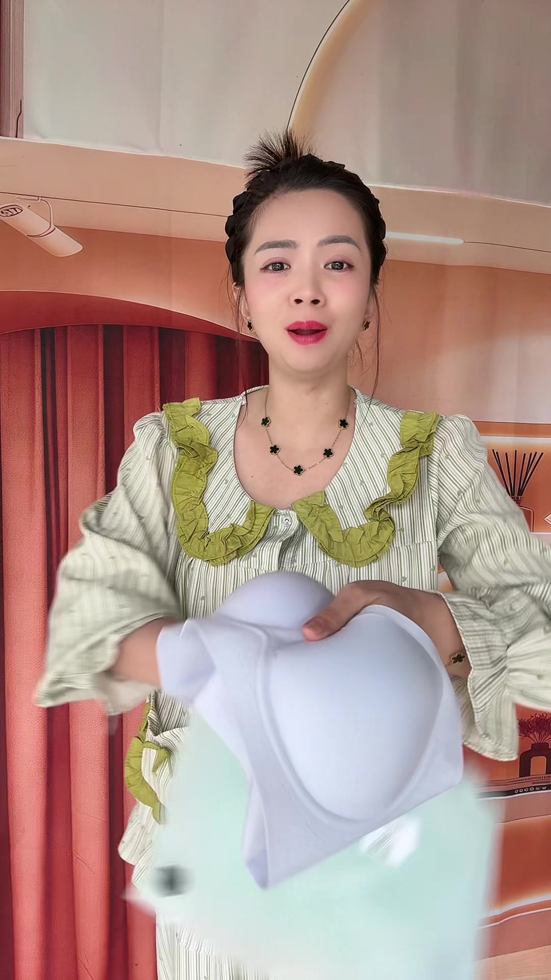 @Em Cẩm Nè
