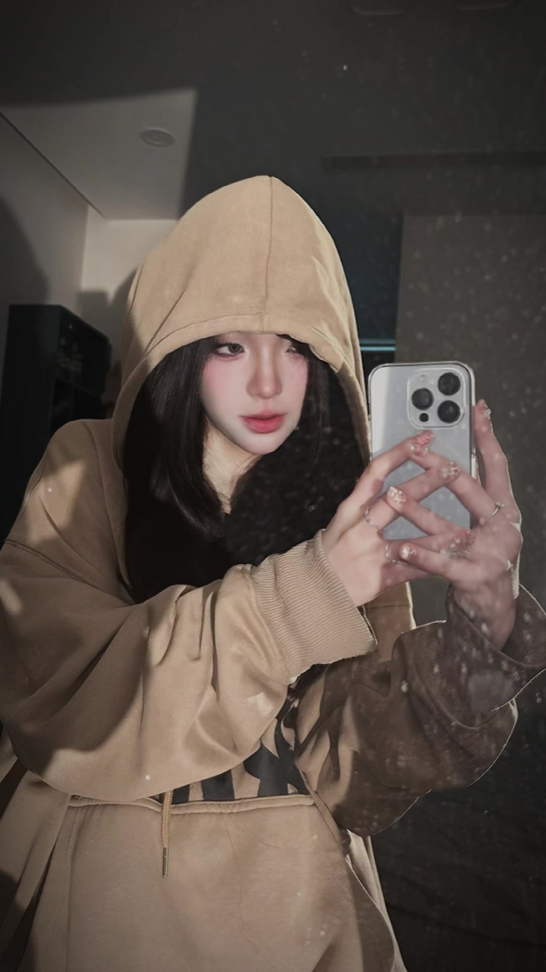 @hayoung
